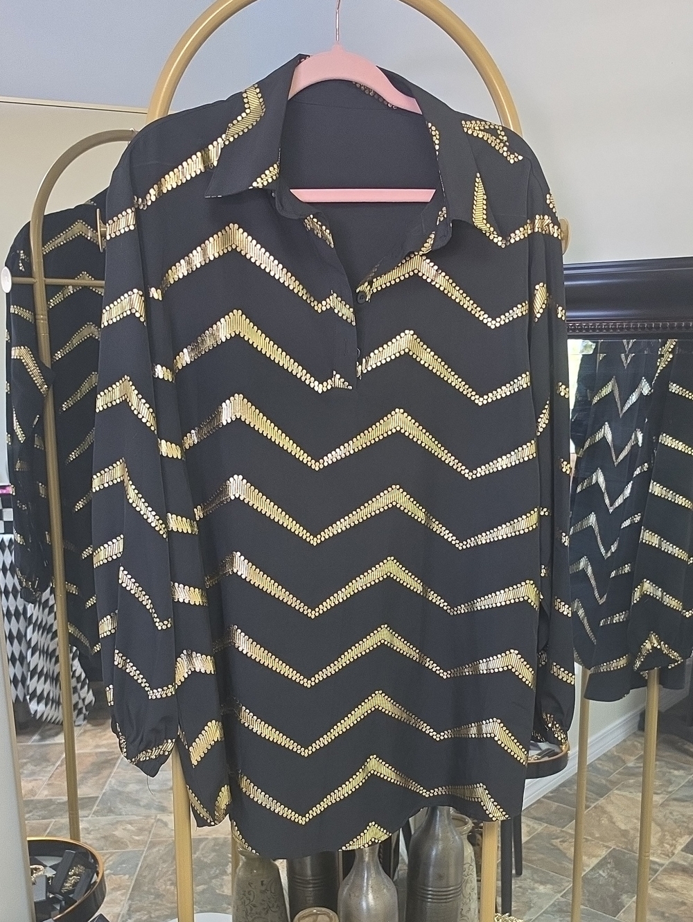 Chic & Comfortable Black & Gold Chevron Long-Sleeve Women's Mini Dress LS